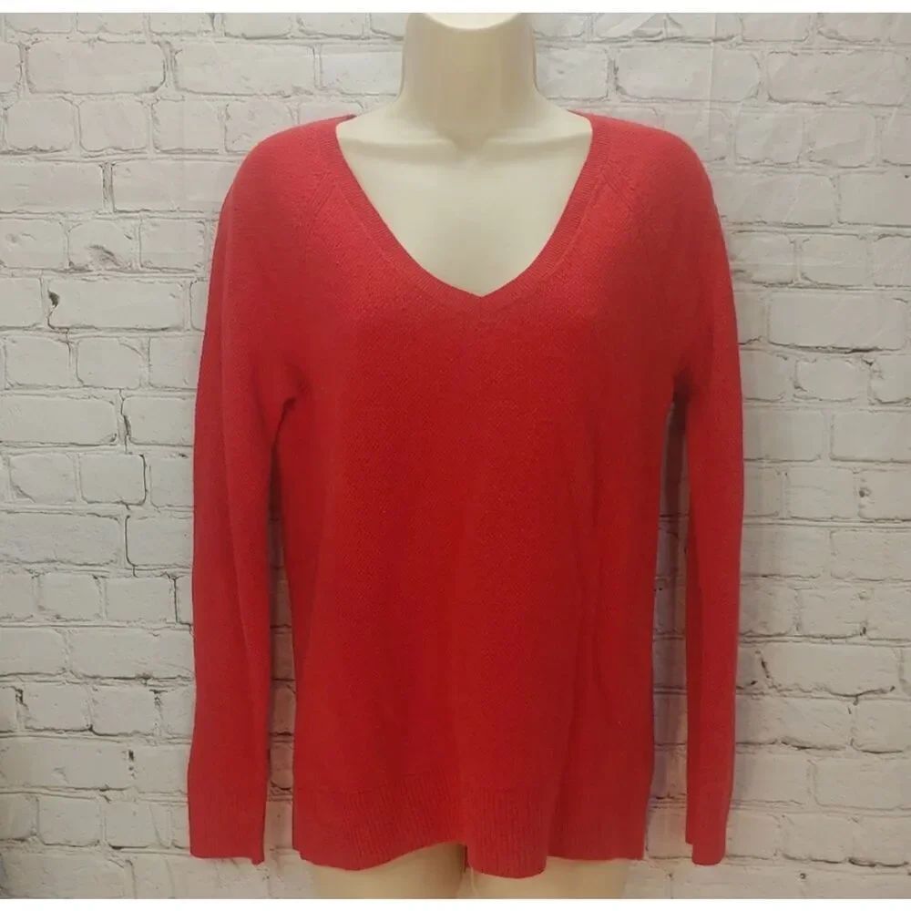 Gap Women's Size XS Red Sweater